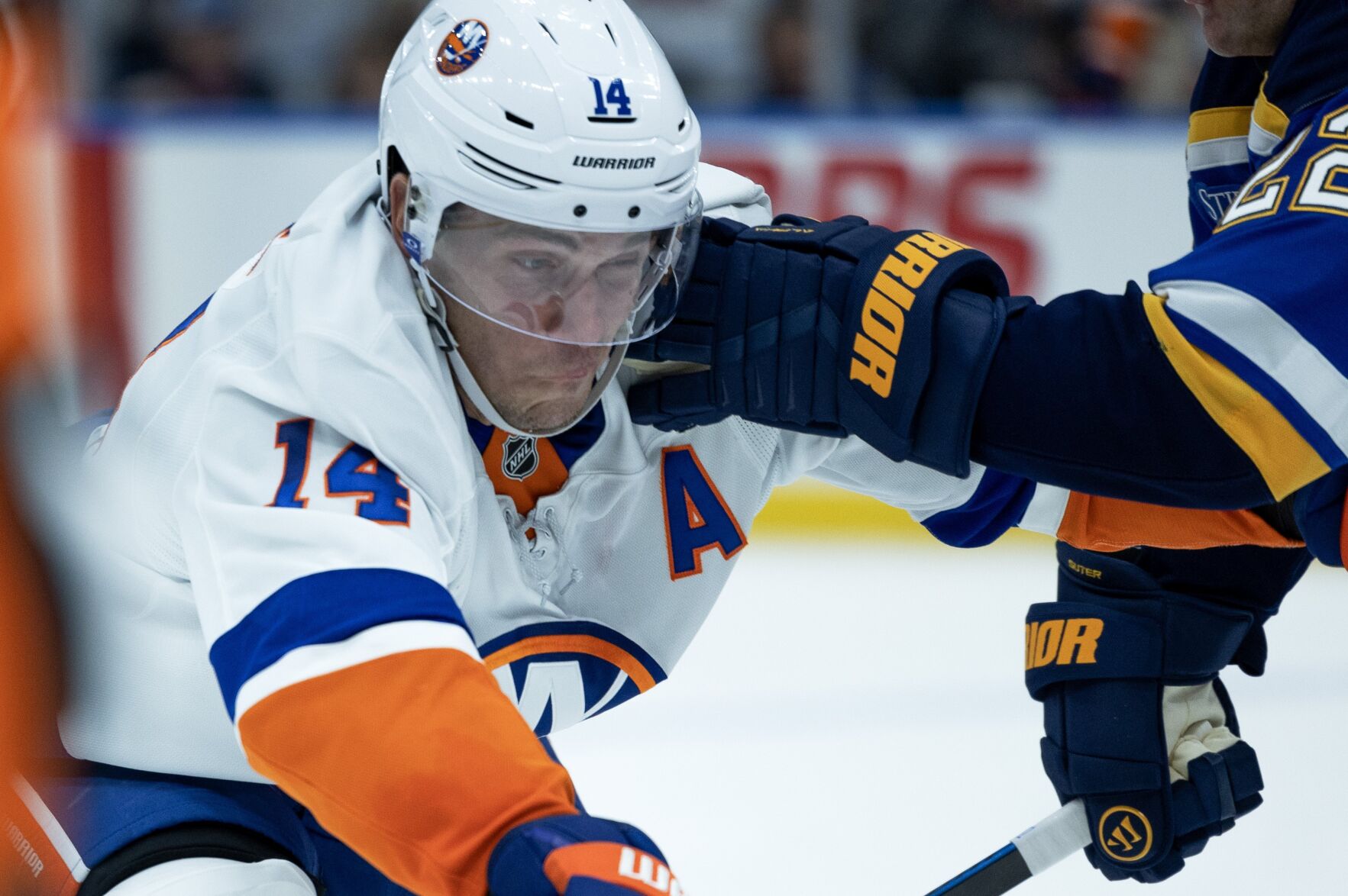 Blues take on Islanders